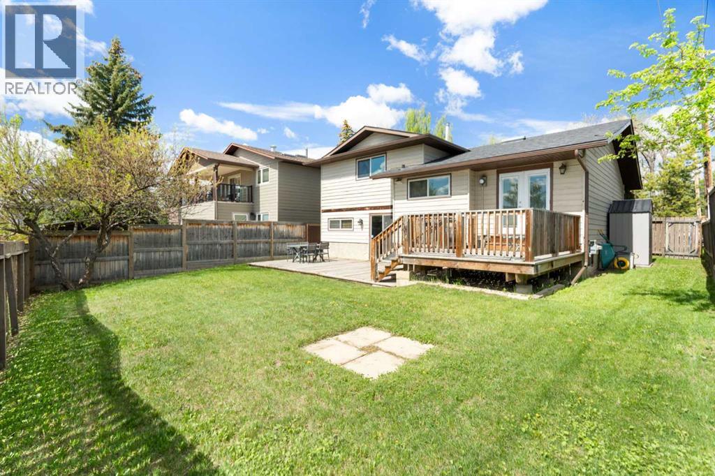 8 Hawkwood Place NW, Calgary, Alberta  T3G 1X6 - Photo 48 - A2313839