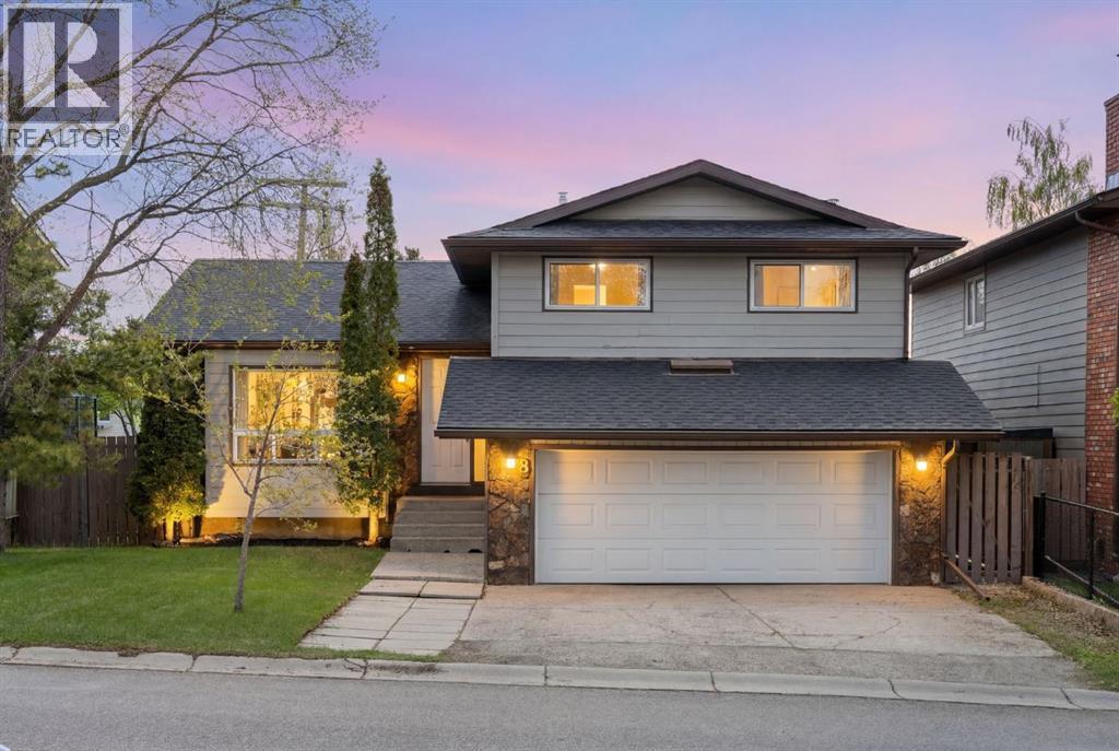 8 Hawkwood Place NW, Calgary, Alberta