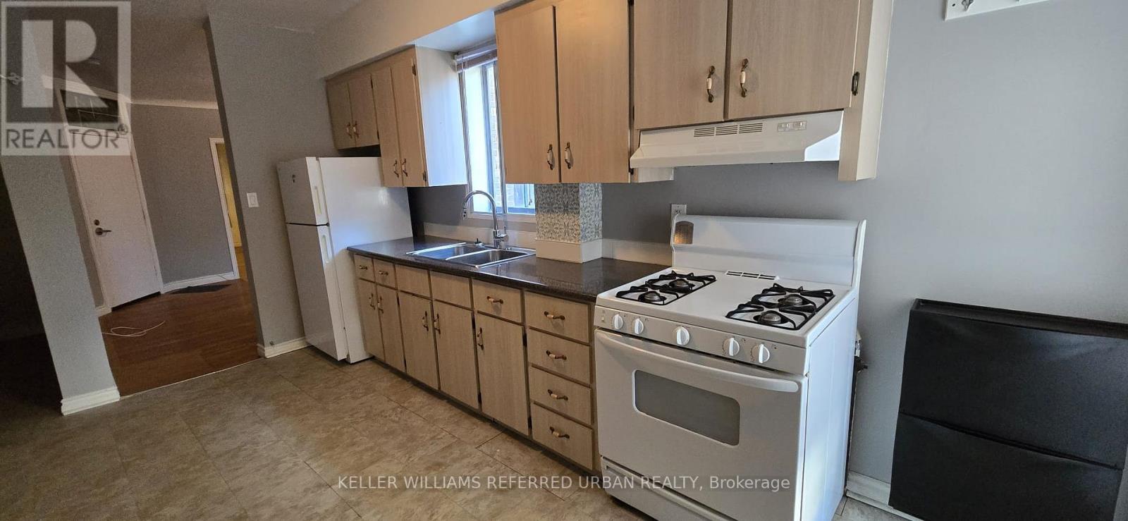 Main - 237 Montrose Avenue, Toronto, Ontario  M6G 3G6 - Photo 10 - C13163186