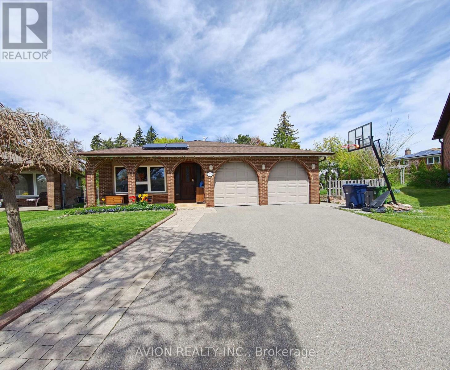 25 SQUIREWOOD ROAD