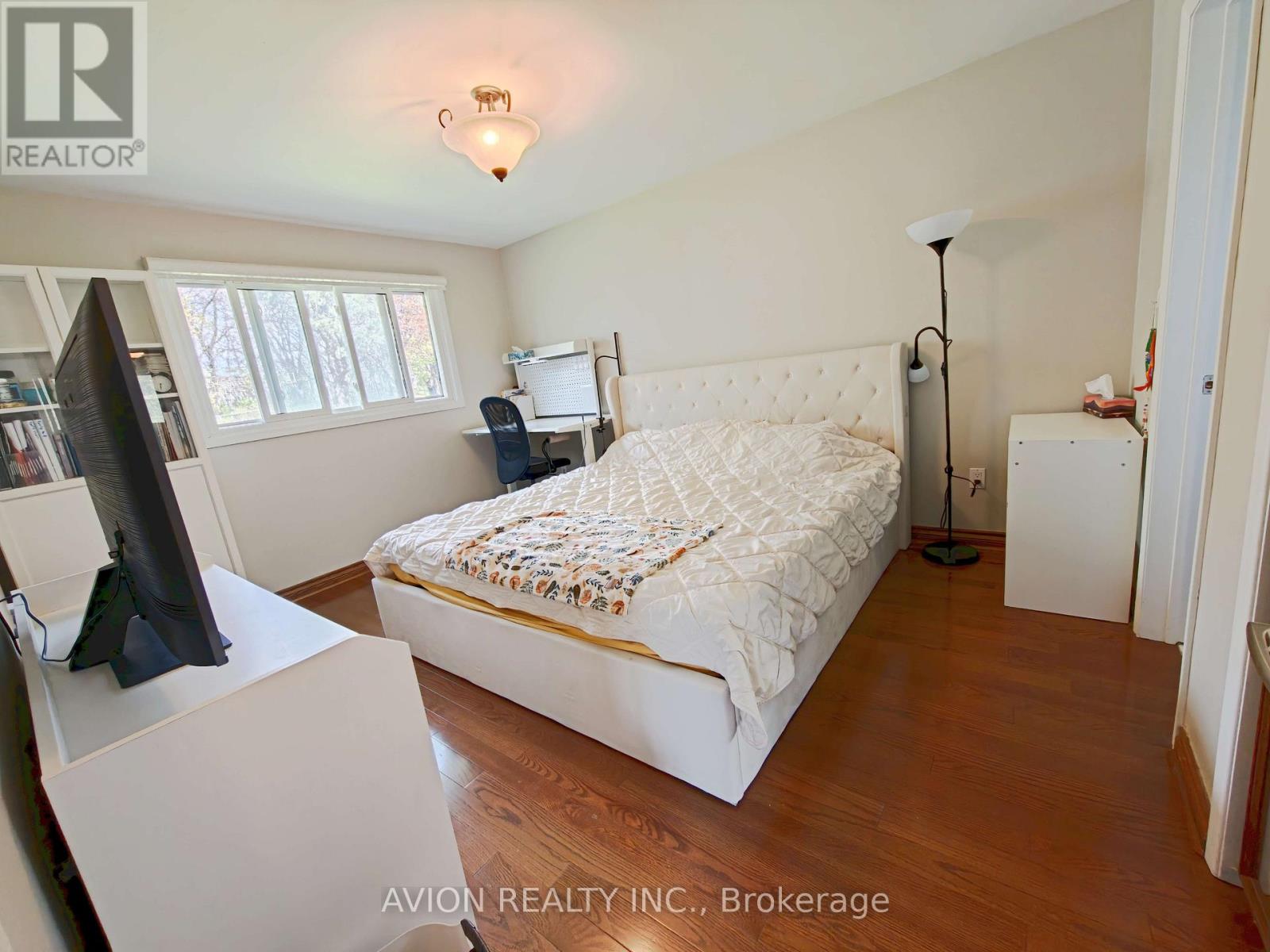 25 Squirewood Road, Toronto, Ontario  M2J 4T2 - Photo 6 - C13163368