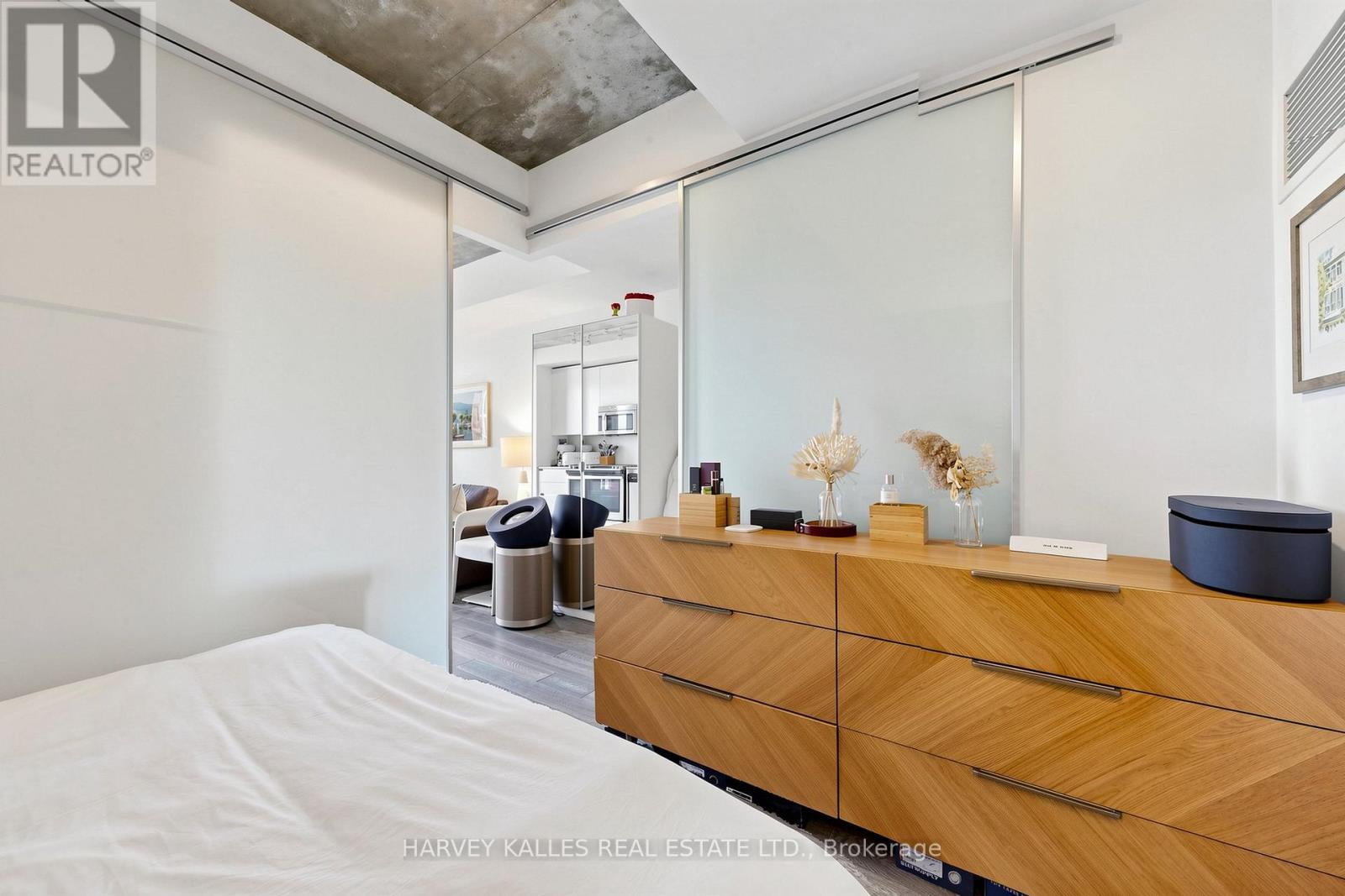 511 - 111 Bathurst Street, Toronto, Ontario  M5V 0M9 - Photo 13 - C13163430