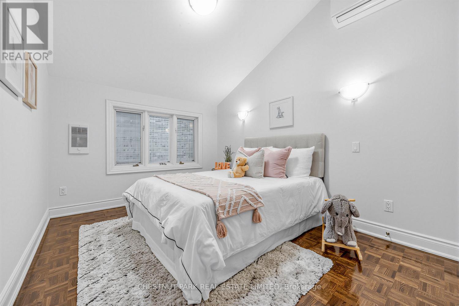 122 Randolph Road, Toronto, Ontario  M4G 3R9 - Photo 18 - C13163458