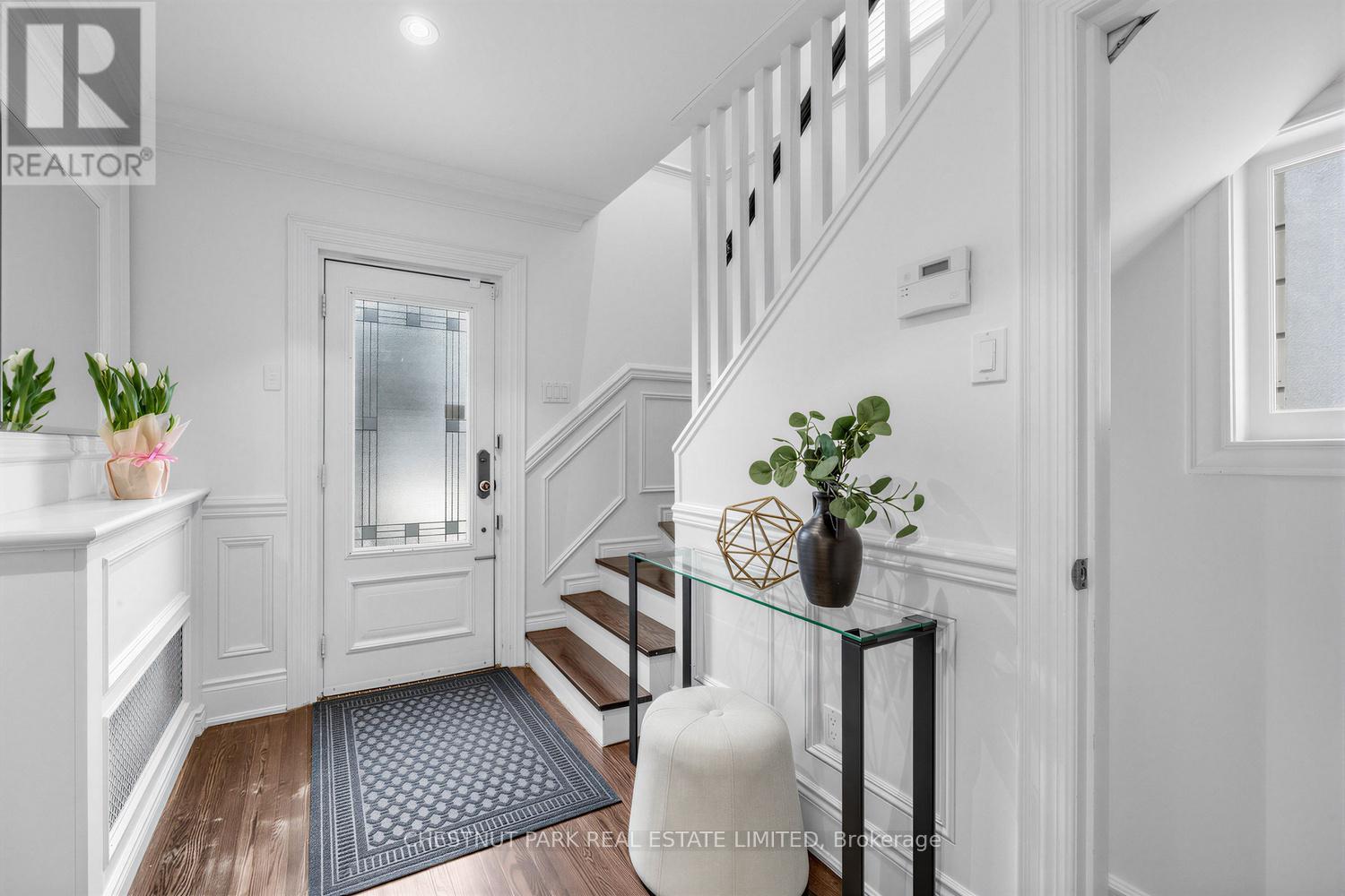 122 Randolph Road, Toronto, Ontario  M4G 3R9 - Photo 2 - C13163458