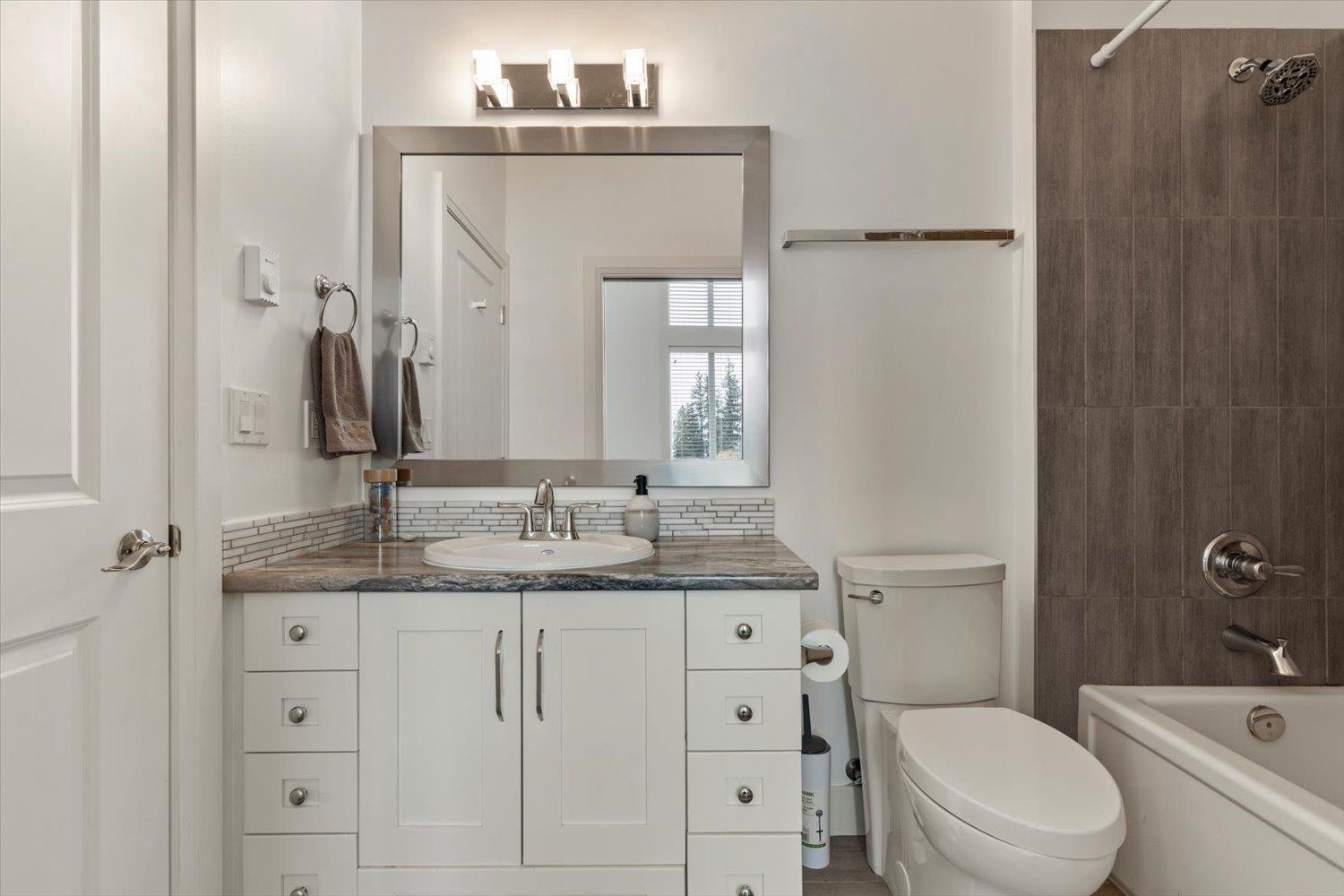 415 45389 Chehalis Drive, Garrison Crossing, Chilliwack, British Columbia  V2R 0T9 - Photo 12 - R3110460