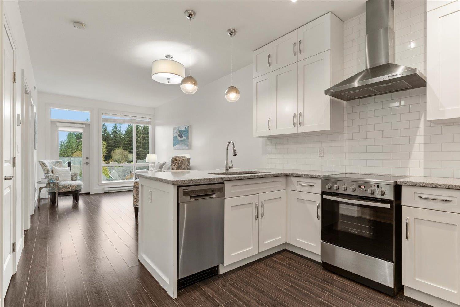 415 45389 Chehalis Drive, Garrison Crossing, Chilliwack, British Columbia  V2R 0T9 - Photo 3 - R3110460
