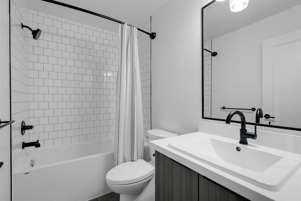 B102 20838 78b Avenue, Langley, British Columbia  V2Y 3M2 - Photo 11 - R3126058