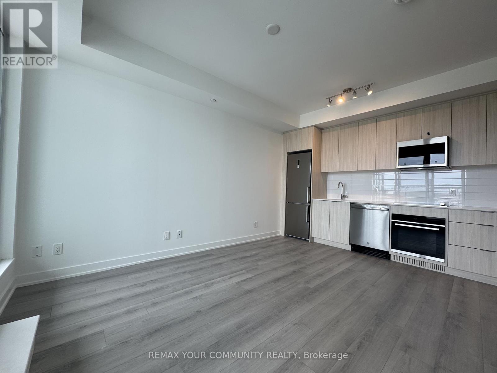 429 - 20 Deans Drive, Toronto, Ontario  M1L 0J7 - Photo 5 - E13163500