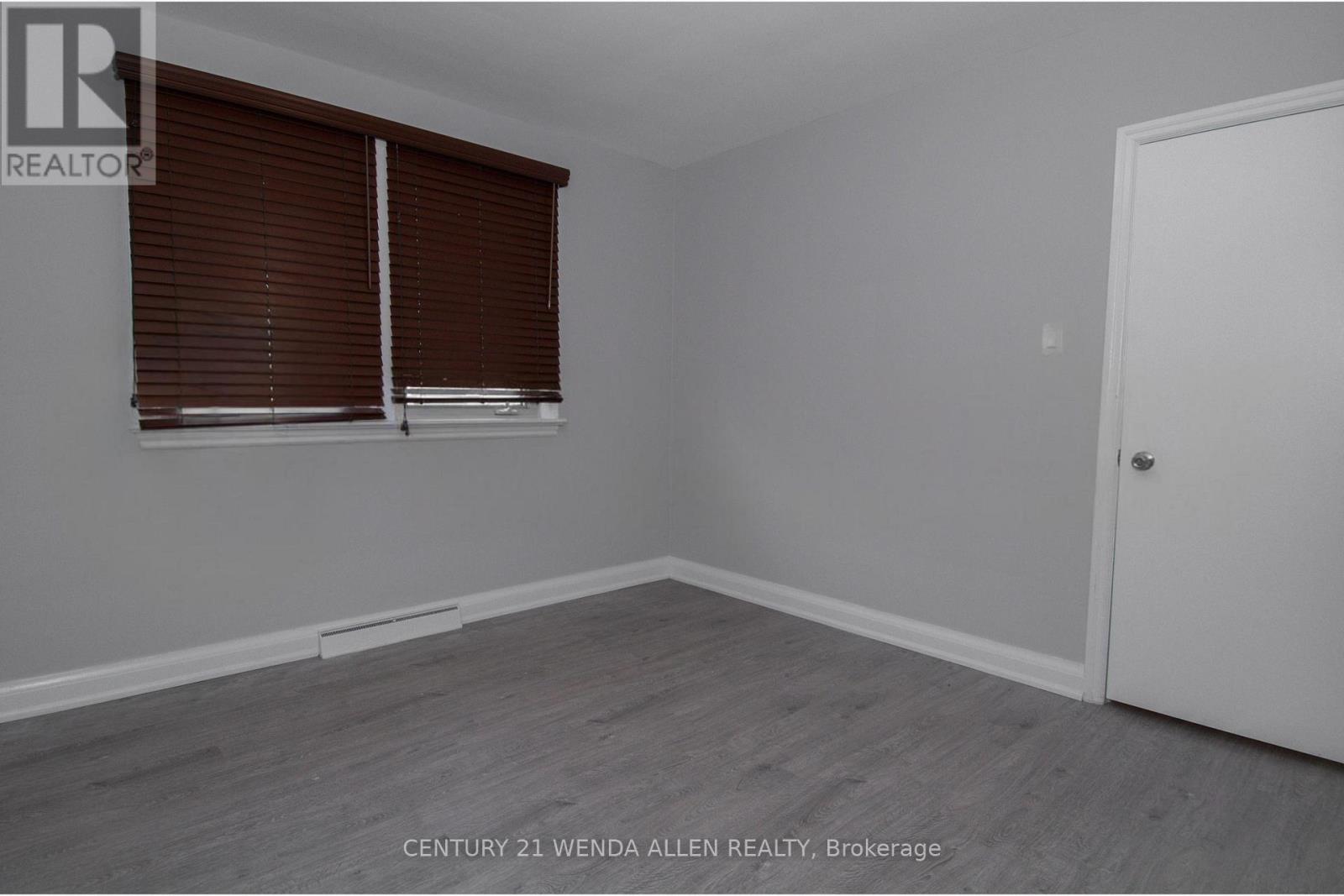 607 Mary Street W, Whitby, Ontario  L1N 2S1 - Photo 12 - E13163516