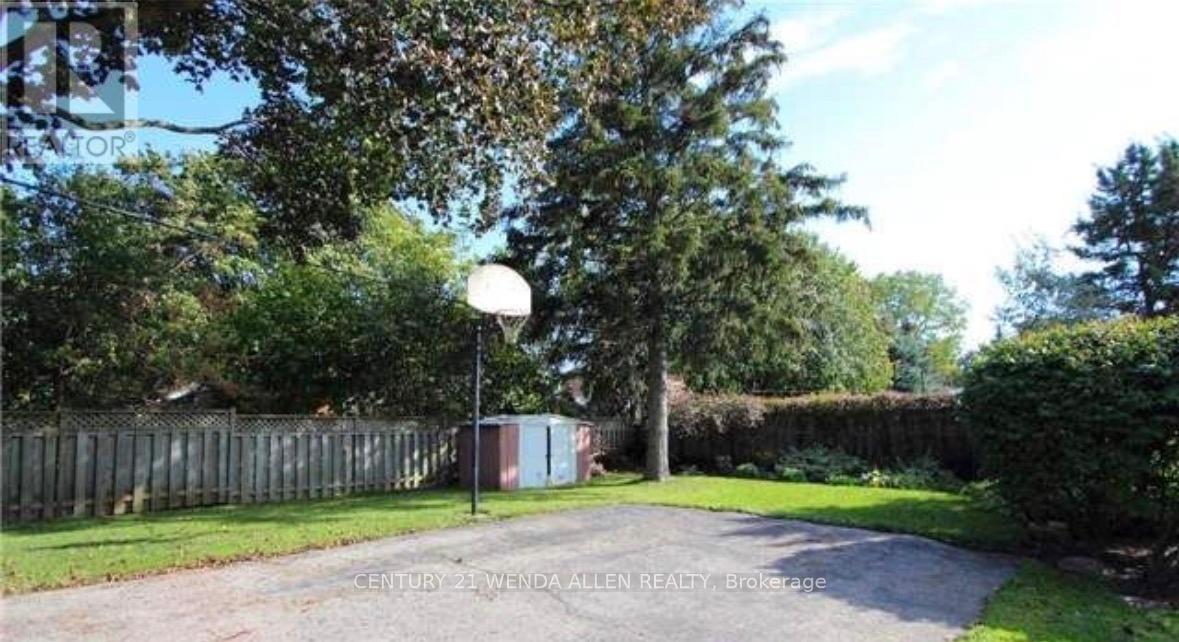 607 Mary Street W, Whitby, Ontario  L1N 2S1 - Photo 3 - E13163516