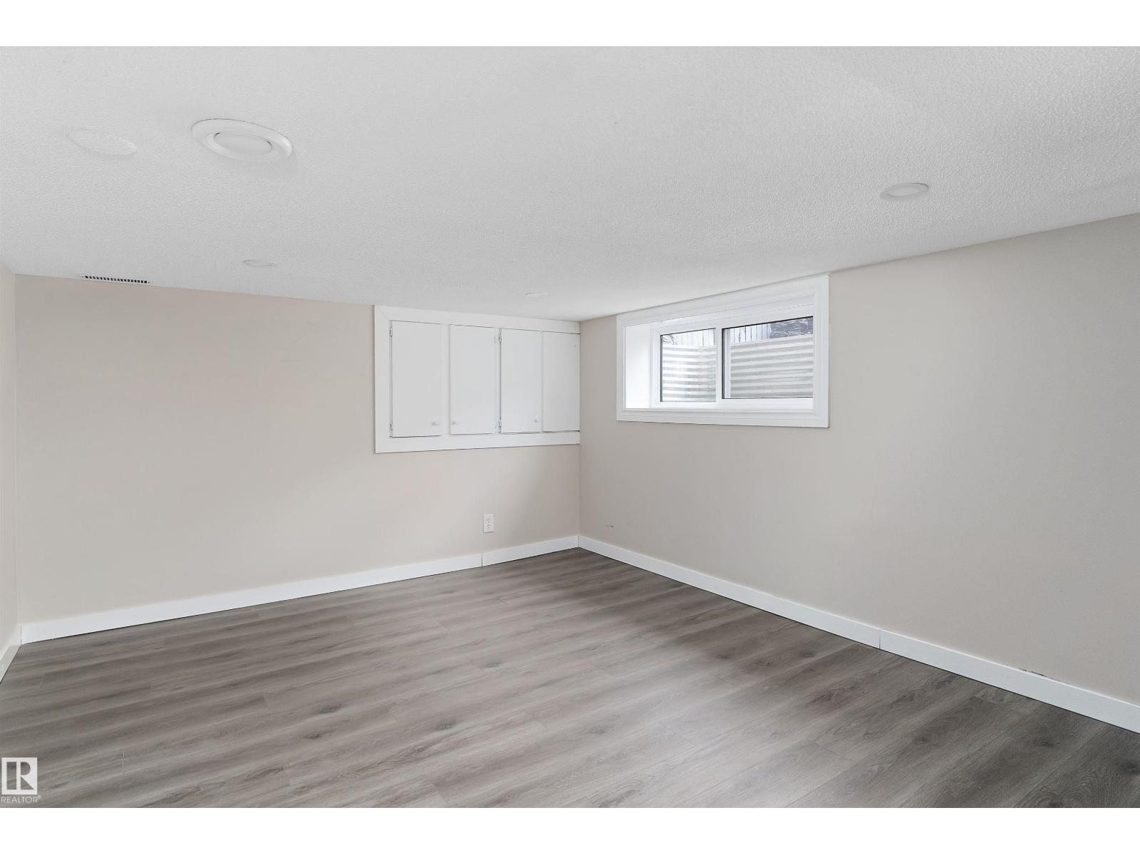 3214 71 St NW, Edmonton, Alberta  T6K 1K9 - Photo 35 - E4489436