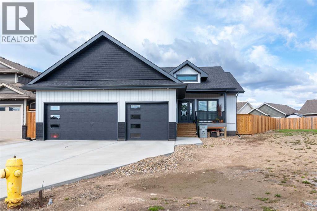 7302 37 Street Close, lloydminster, Alberta
