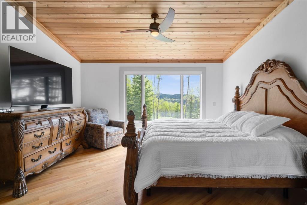 22 Sunset Way, Priddis Greens, Alberta  T0L 1W3 - Photo 19 - A2312612