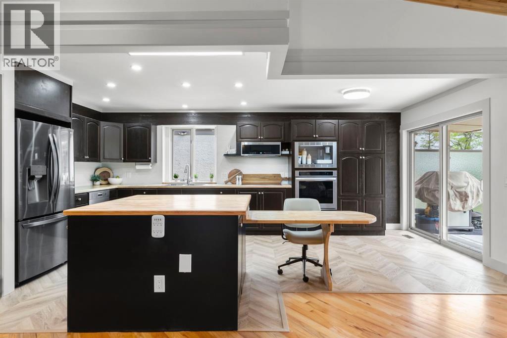 22 Sunset Way, Priddis Greens, Alberta  T0L 1W3 - Photo 10 - A2312612