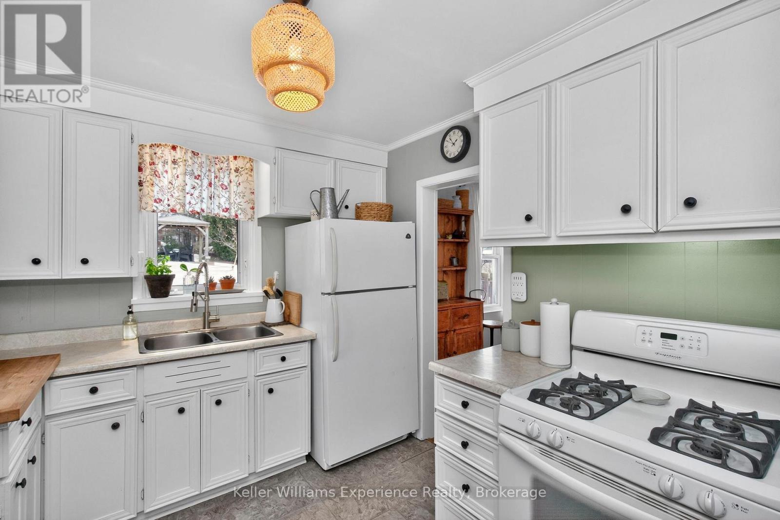 128 Seventh Street, Midland, Ontario L4R 3Z1 - Photo 7 - S12966684