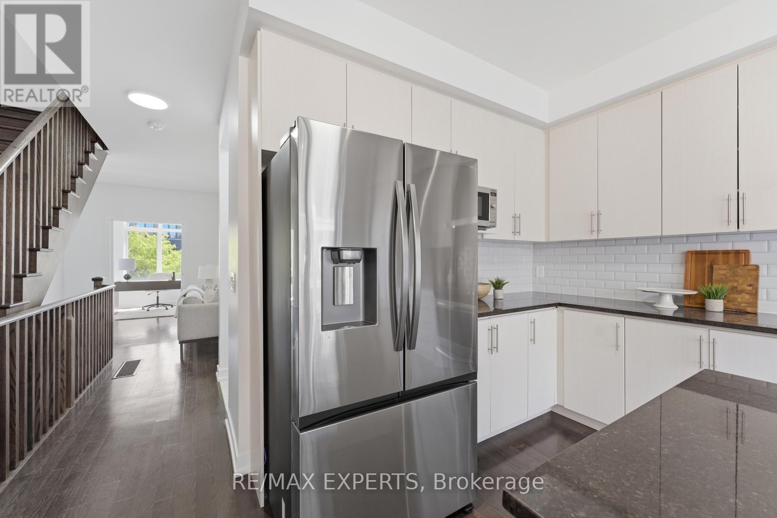 19 Fancamp Drive, Vaughan, Ontario  L6A 4Z2 - Photo 26 - N13163304