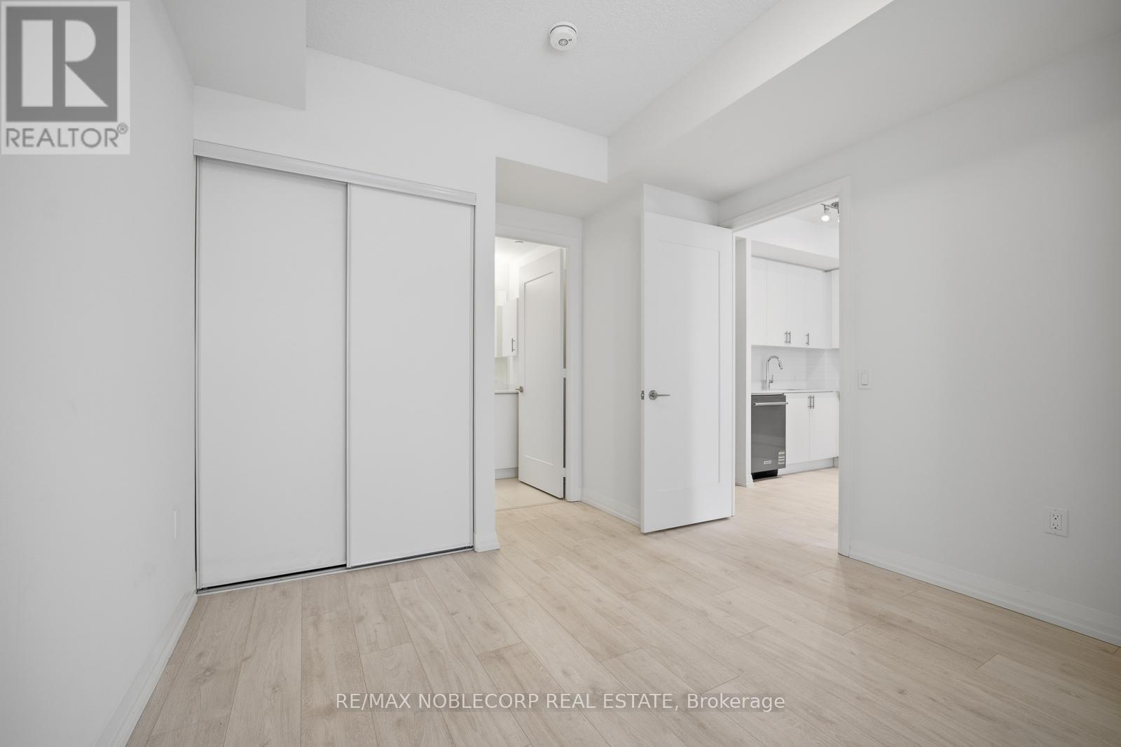 303 - 27 Korda Gate, Vaughan, Ontario  L4K 0P6 - Photo 7 - N13163464