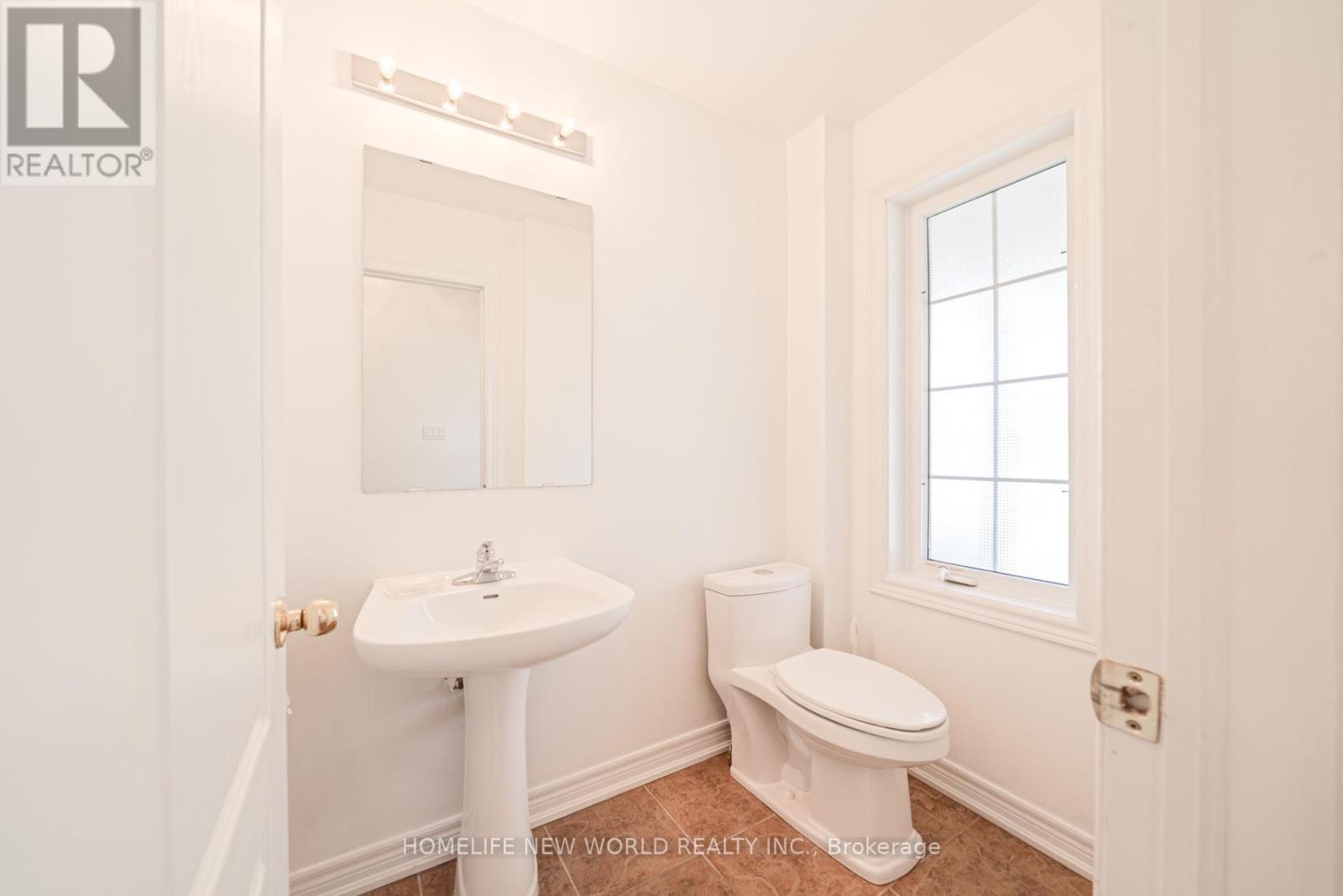 47 Ozner Crescent, Vaughan, Ontario  L4H 0E1 - Photo 14 - N13163522