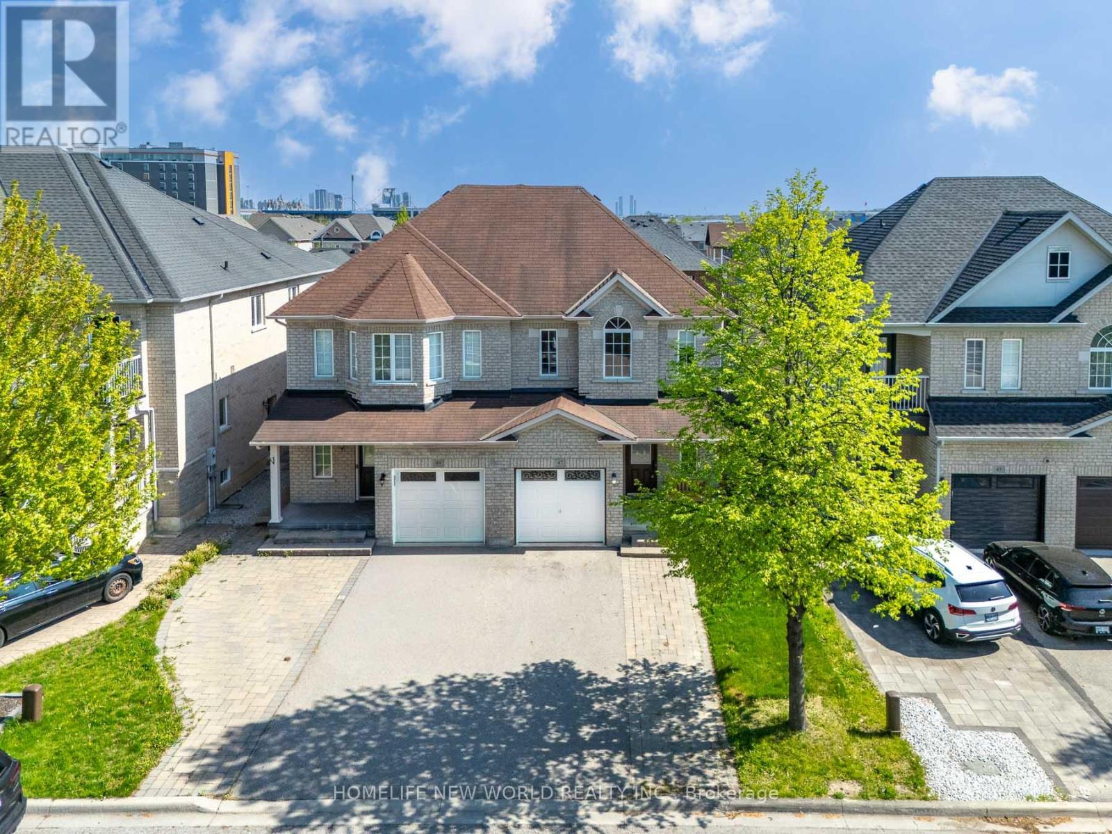 47 Ozner Crescent, Vaughan, Ontario  L4H 0E1 - Photo 2 - N13163522