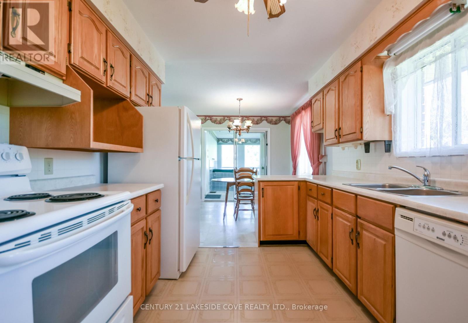 2 Lantern Court, Ramara, Ontario  L0K 1B0 - Photo 13 - S13163346