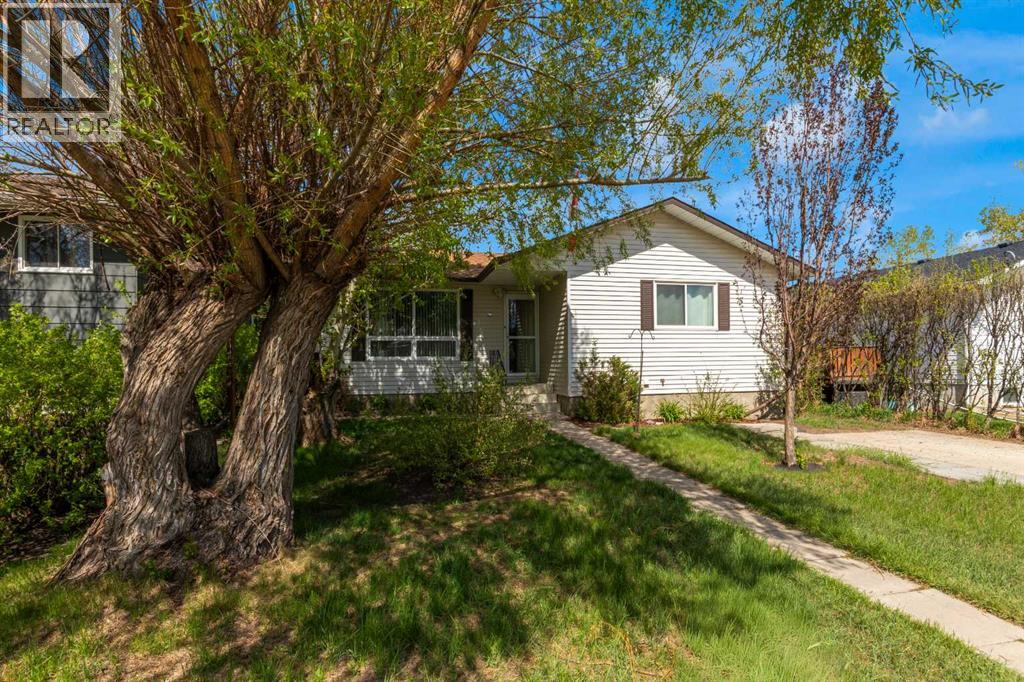 326 9 Street, Beiseker, Alberta  T0M 0G0 - Photo 30 - A2313666