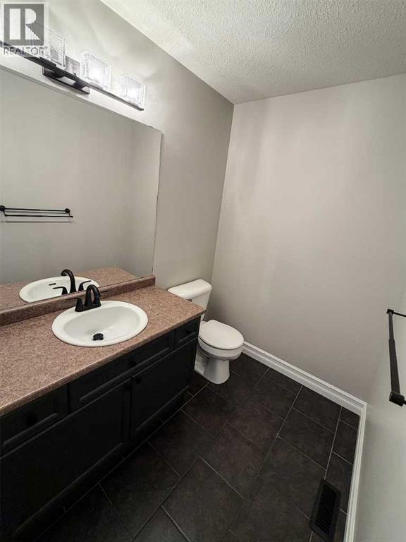 32 Carriere Crescent, Beaumont, Alberta  T4X 0A8 - Photo 12 - A2313794