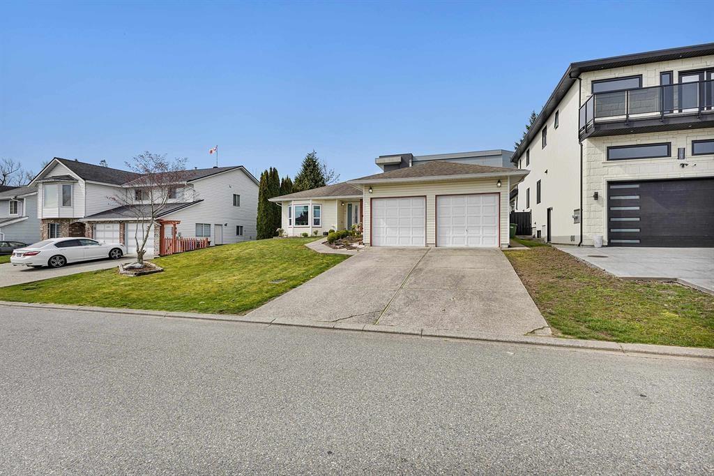 3099 Curlew Drive, Abbotsford, British Columbia  V2T 5J3 - Photo 2 - R3126621