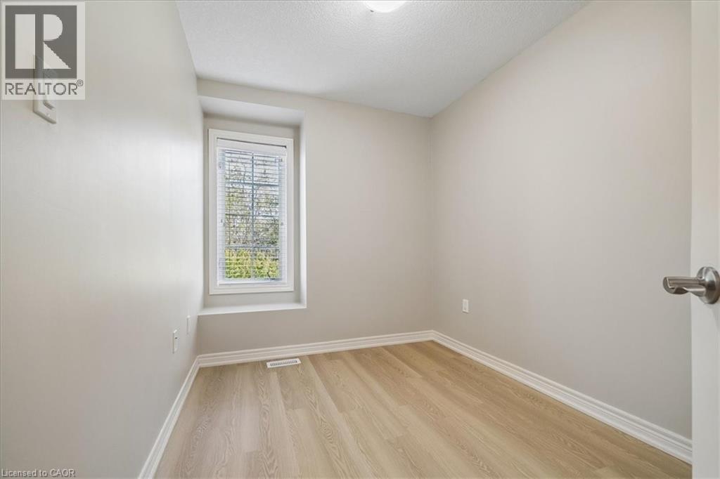 11 Stockbridge Gardens Unit# 25, Hamilton, Ontario  L8J 0H5 - Photo 34 - 40832787