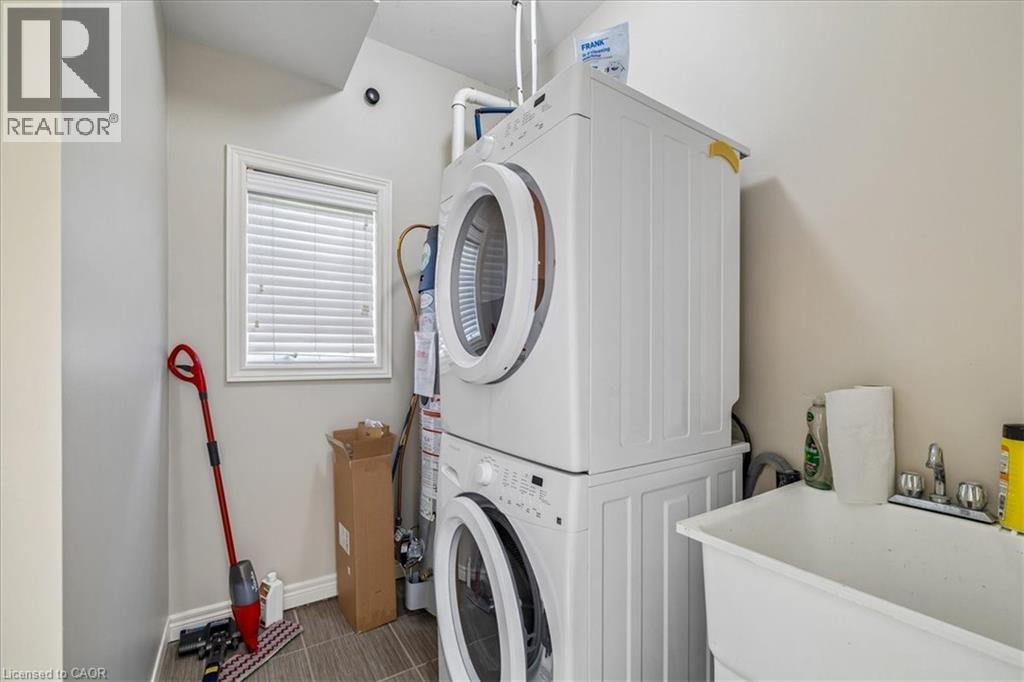 11 Stockbridge Gardens Unit# 25, Hamilton, Ontario  L8J 0H5 - Photo 40 - 40832787