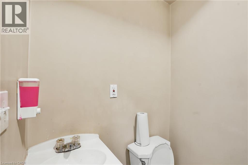 562 Central Avenue, Fort Erie, Ontario  L2A 3V3 - Photo 12 - 40832254