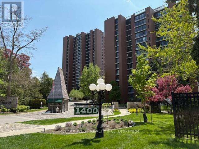 604 - 1400 Dixie Road, Mississauga, Ontario  L5E 3E1 - Photo 1 - W13163238