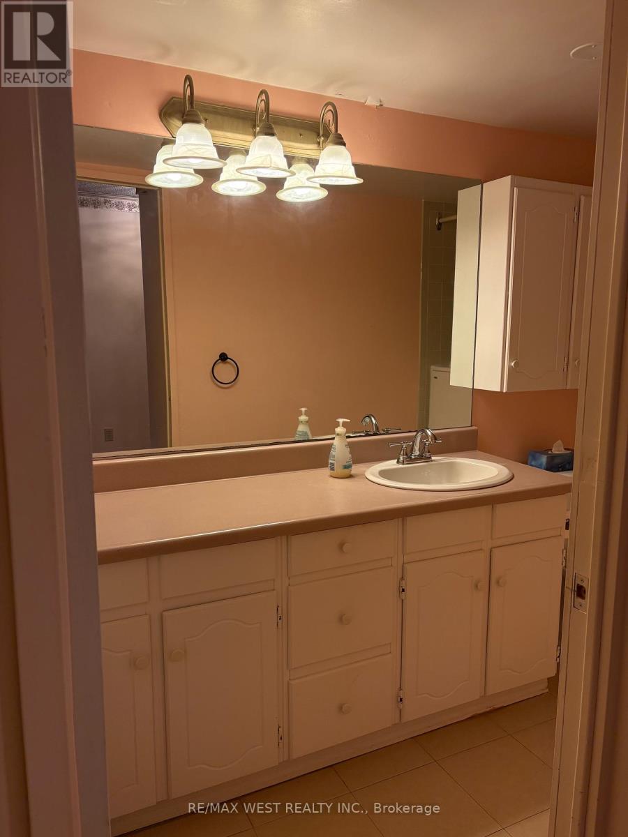 604 - 1400 Dixie Road, Mississauga, Ontario  L5E 3E1 - Photo 13 - W13163238