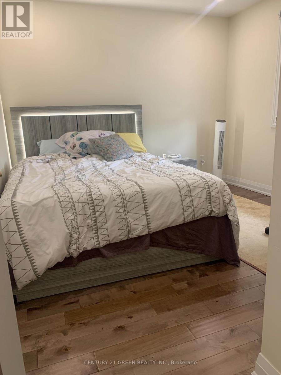 Upper - 28 Parkway Avenue, Brampton, Ontario  L6X 2G4 - Photo 20 - W13163242