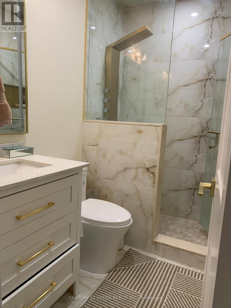 Upper - 28 Parkway Avenue, Brampton, Ontario  L6X 2G4 - Photo 6 - W13163242