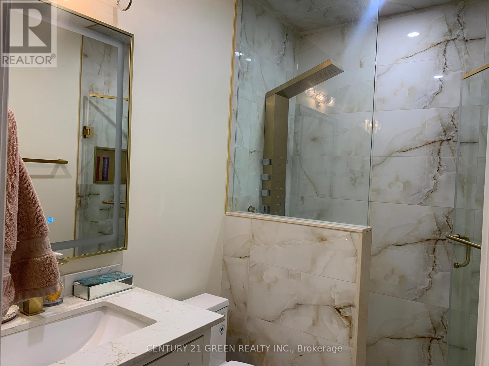 Upper - 28 Parkway Avenue, Brampton, Ontario  L6X 2G4 - Photo 7 - W13163242