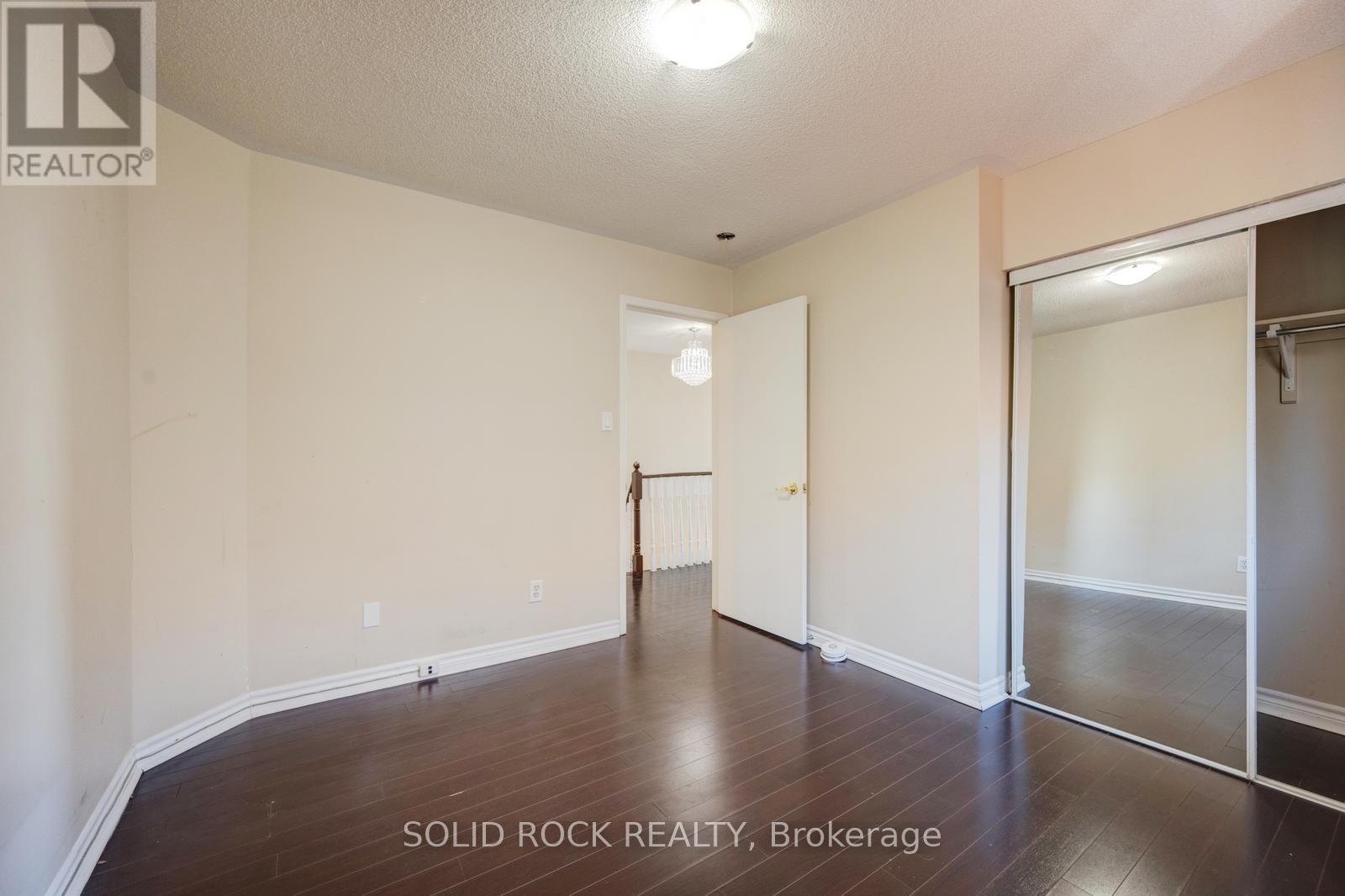 58 Ravenscliffe Court, Brampton (Northwood Park), Ontario  L6X 4N9 - Photo 25 - W13163270