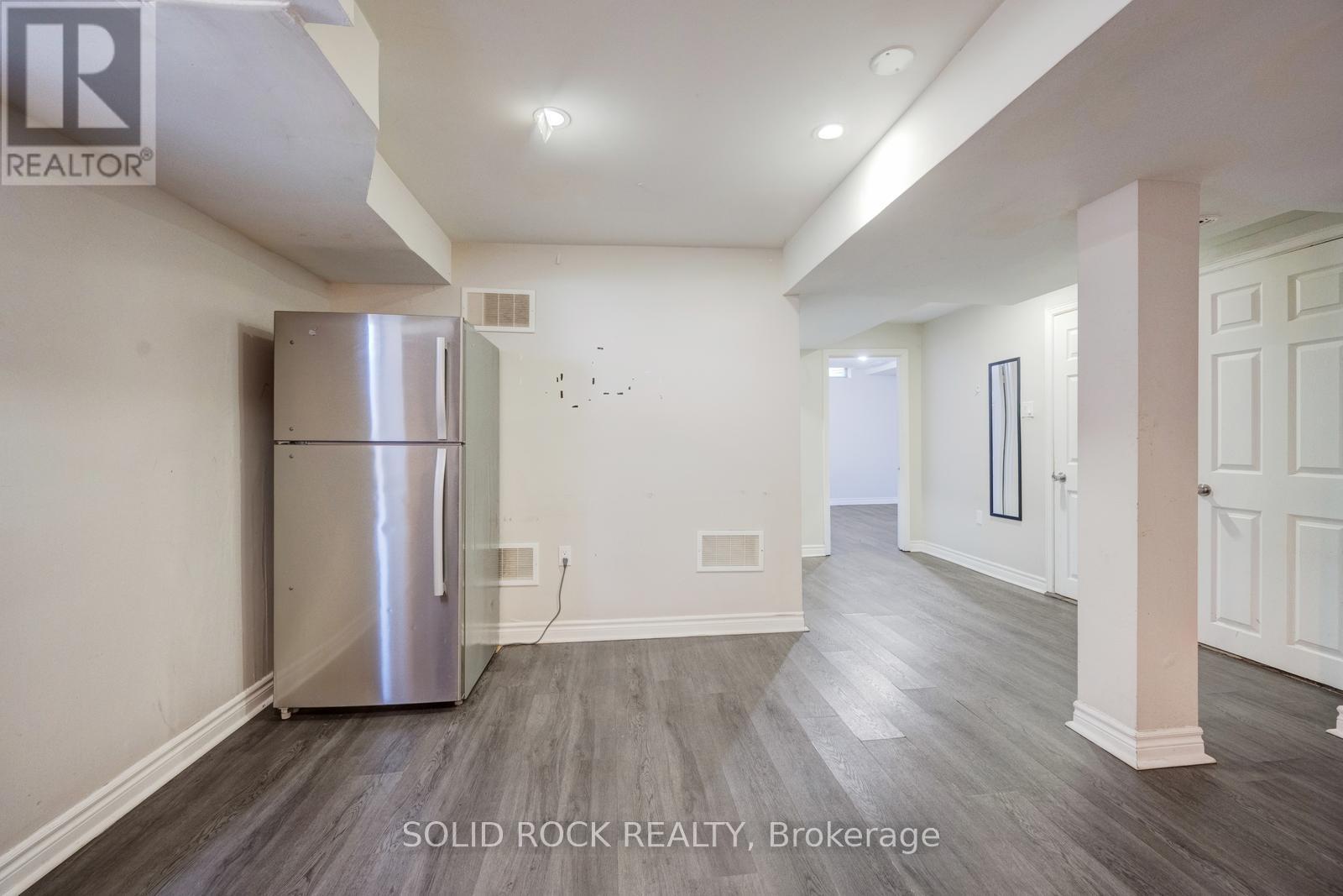 58 Ravenscliffe Court, Brampton (Northwood Park), Ontario  L6X 4N9 - Photo 33 - W13163270