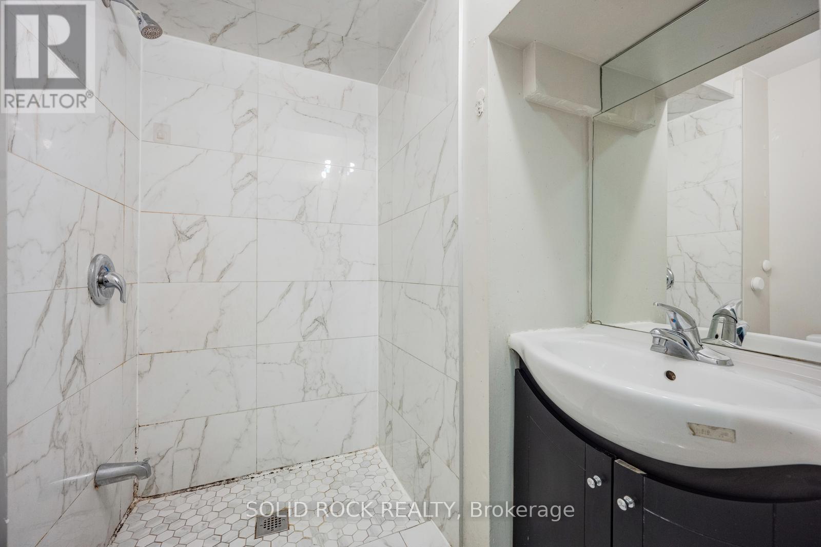 58 Ravenscliffe Court, Brampton (Northwood Park), Ontario  L6X 4N9 - Photo 39 - W13163270