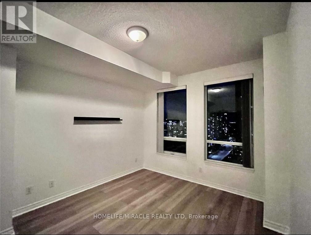 1605 - 388 PRINCE OF WALES DRIVE