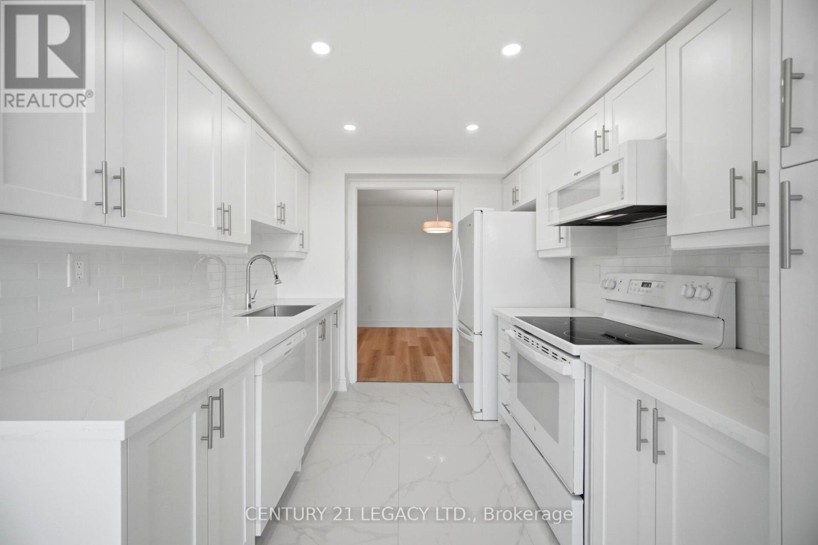 404 - 24 Hanover Road, Brampton, Ontario  L6S 5K8 - Photo 5 - W13163296