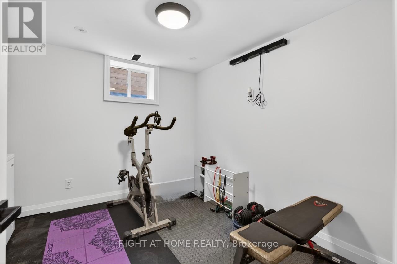 17 Exbury Road, Toronto, Ontario  M3M 1P6 - Photo 35 - W13163320