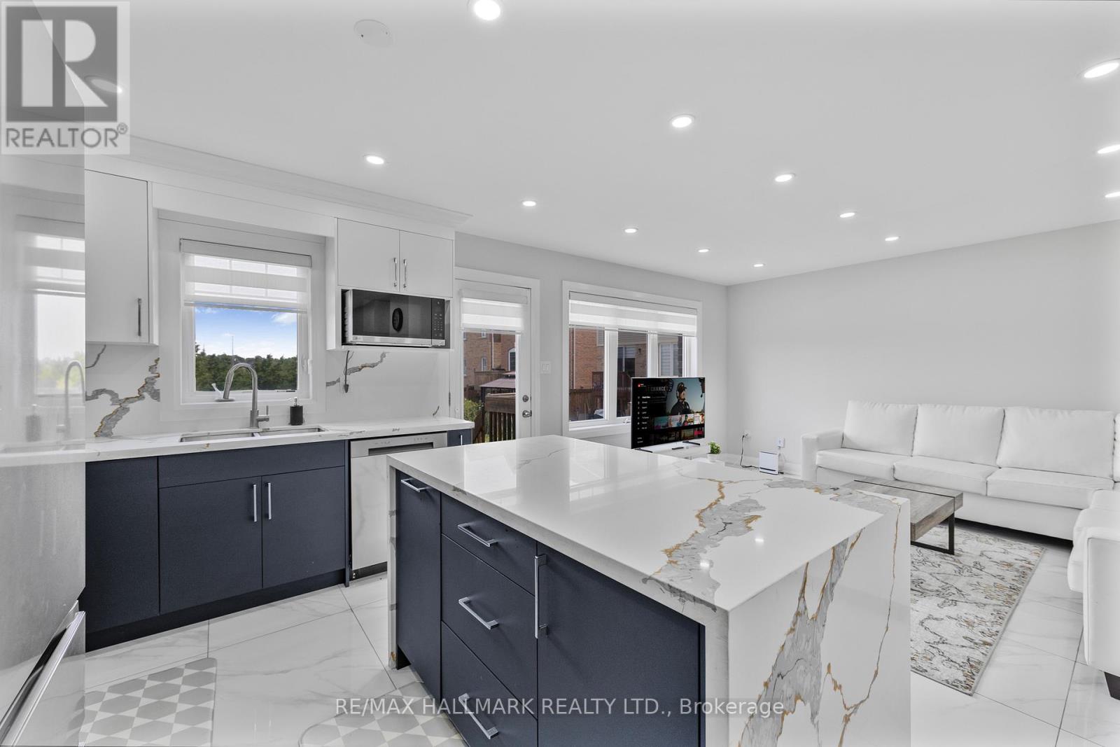 193 Robert Parkinson Drive, Brampton, Ontario  L7A 0G3 - Photo 10 - W13163356