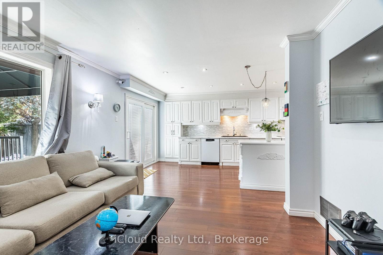 52 Buttercup Lane, Brampton, Ontario  L6R 1N1 - Photo 12 - W13163428