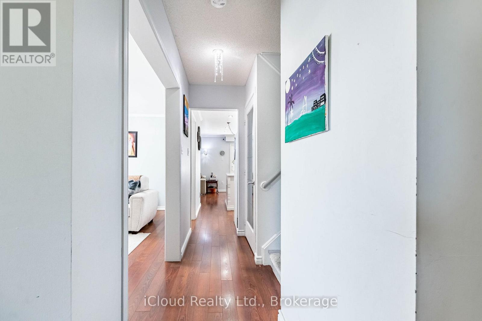 52 Buttercup Lane, Brampton, Ontario  L6R 1N1 - Photo 7 - W13163428