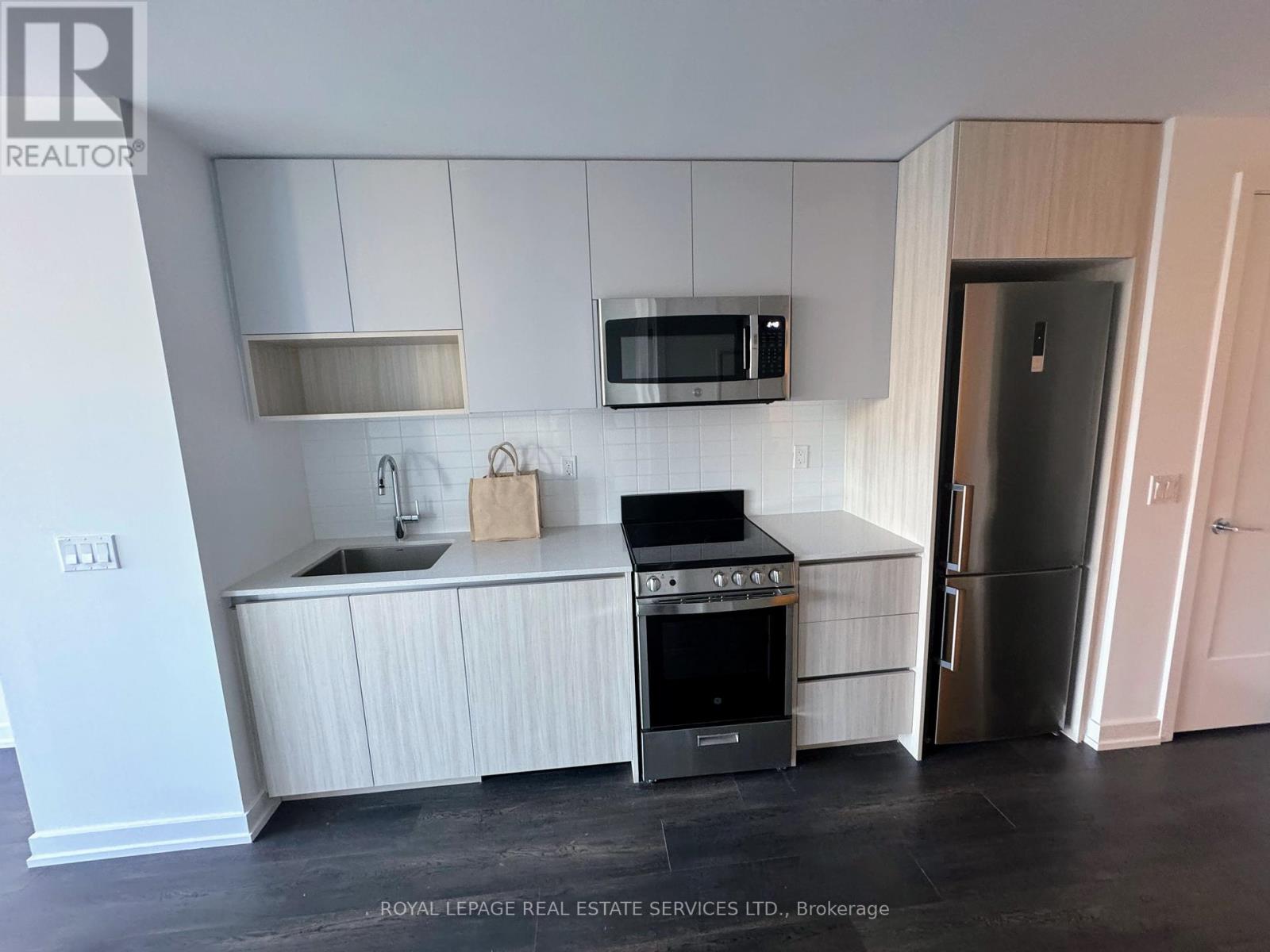 105 - 801 The Queensway, Toronto, Ontario  M8Z 1N4 - Photo 17 - W13163452