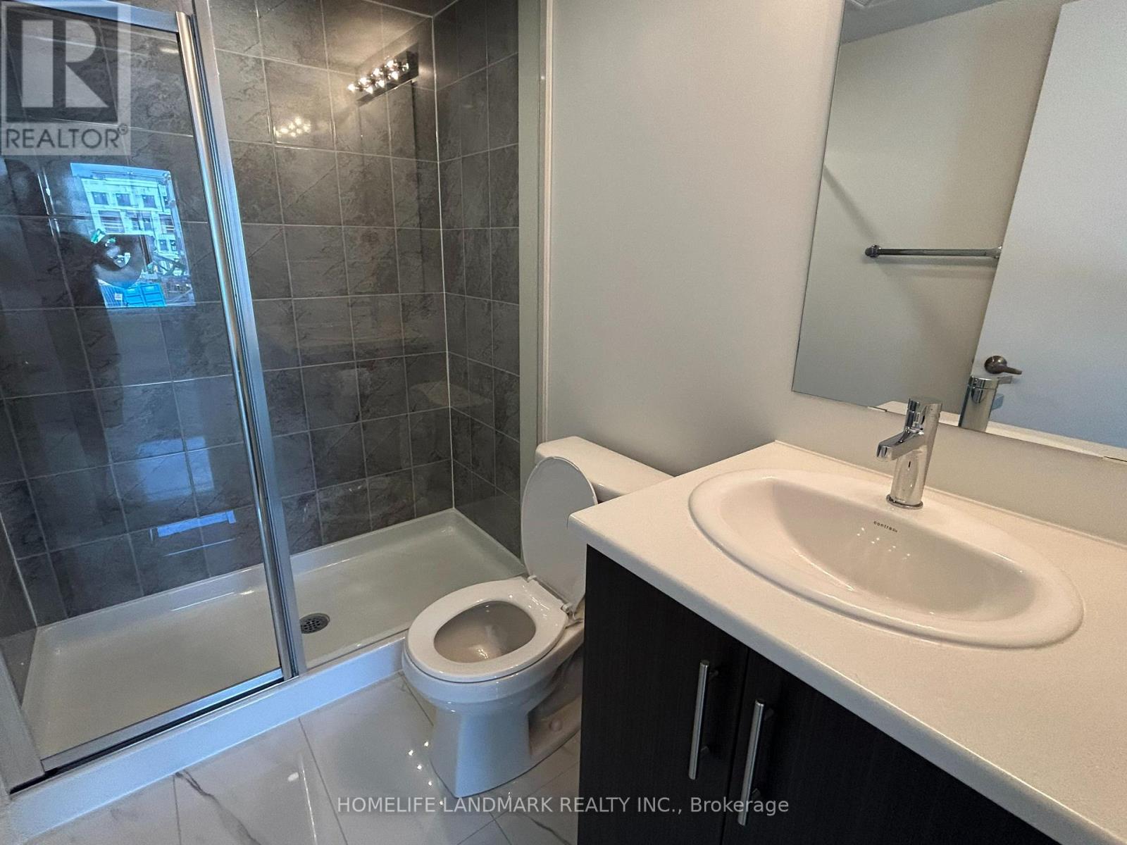 20 - 3429 Ridgeway Drive, Mississauga, Ontario  L5L 0B9 - Photo 8 - W13163472