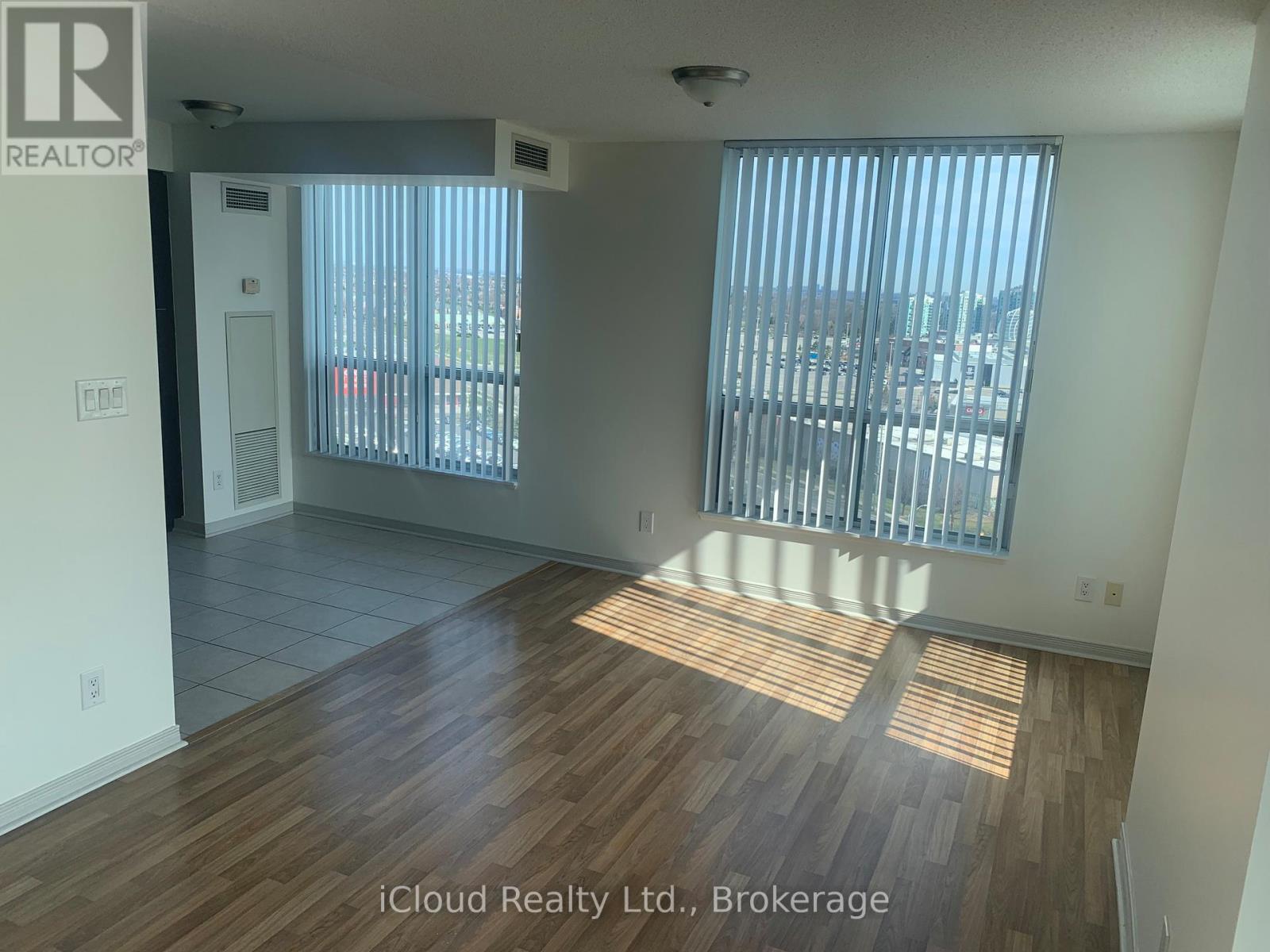1604 - 4850 Glen Erin Drive, Mississauga, Ontario  L5M 7S1 - Photo 5 - W13163528