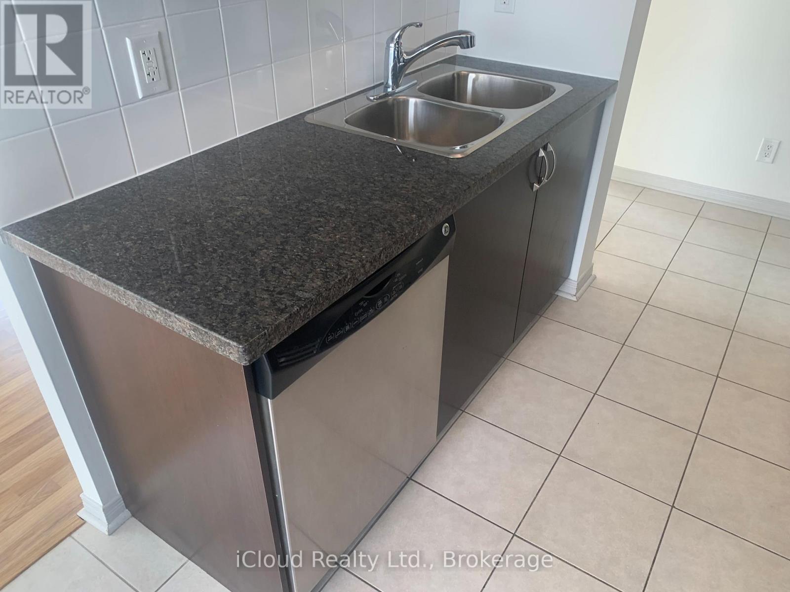 1604 - 4850 Glen Erin Drive, Mississauga, Ontario  L5M 7S1 - Photo 9 - W13163528