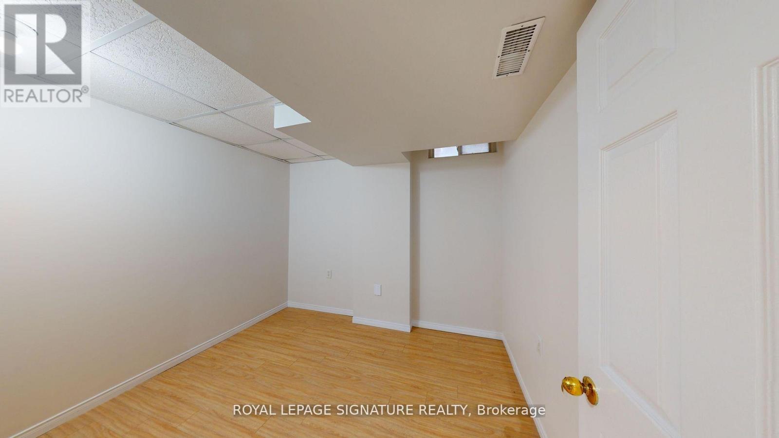 3373 Mcdowell Drive, Mississauga, Ontario  L5M 6R8 - Photo 32 - W13163530