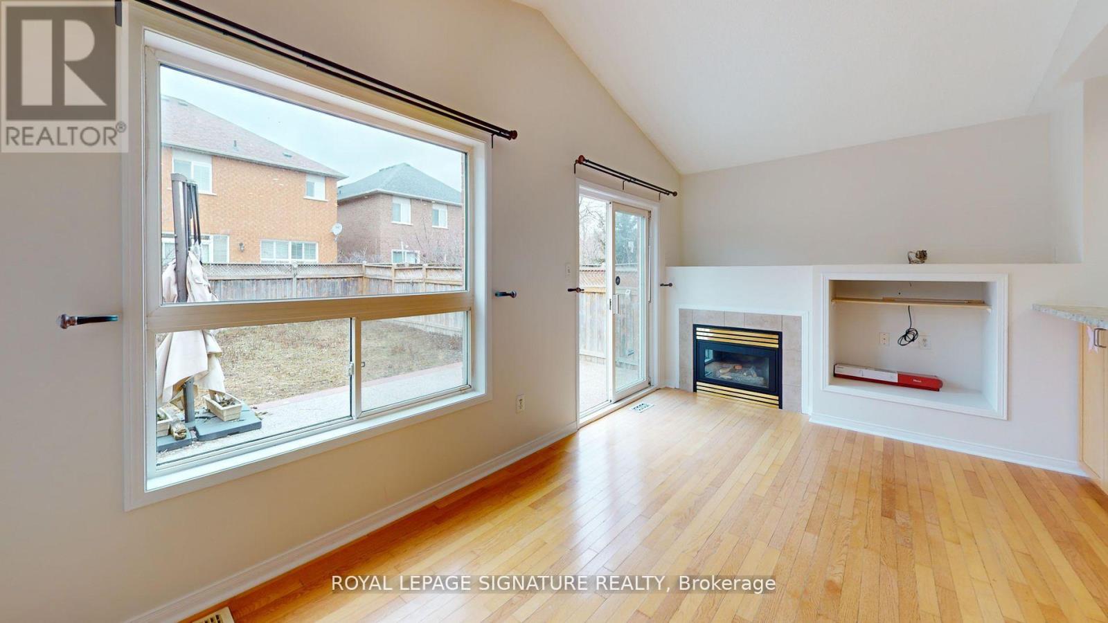 3373 Mcdowell Drive, Mississauga, Ontario  L5M 6R8 - Photo 9 - W13163530